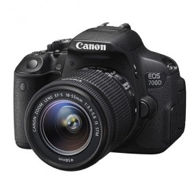 Canon 700D 18-55 (Pouch+Card)